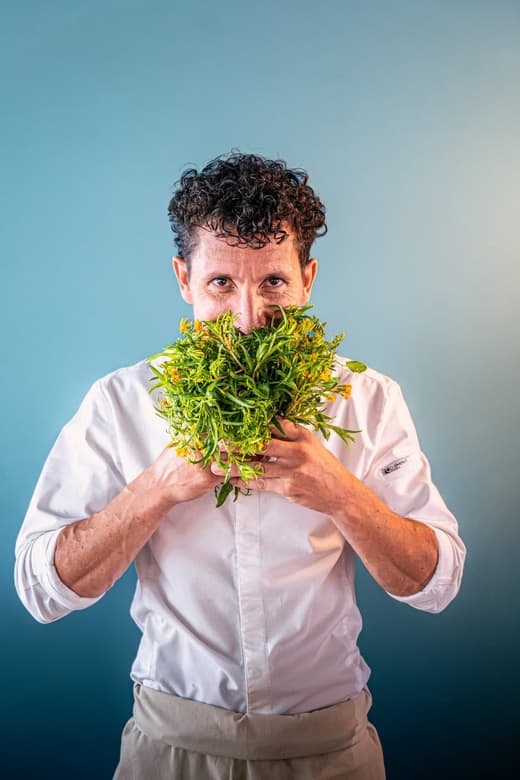 Portrait d’un membre de l’équipe en cuisine