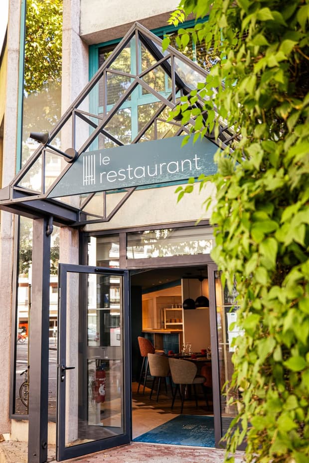 La devanture du restaurant avenue de Genève